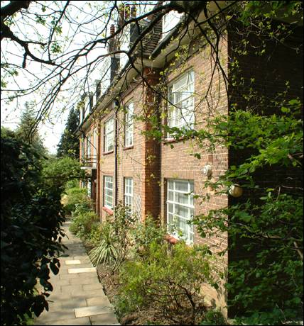 Falloden Ct a